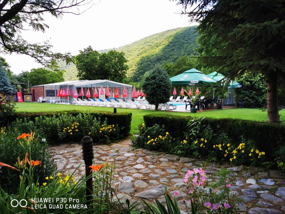 Hotel Divetsite Sliven 외부 사진